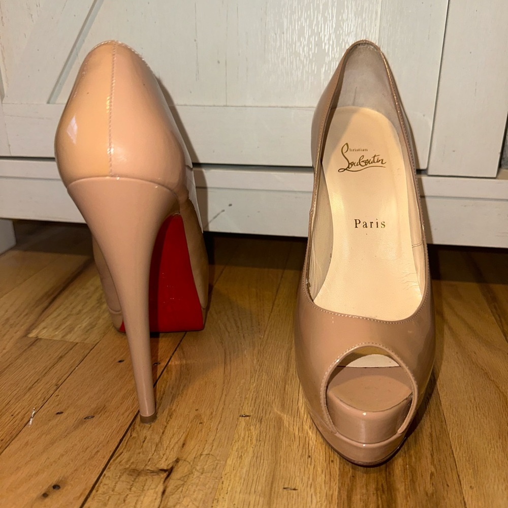 Christian Louboutin Palais peep toe